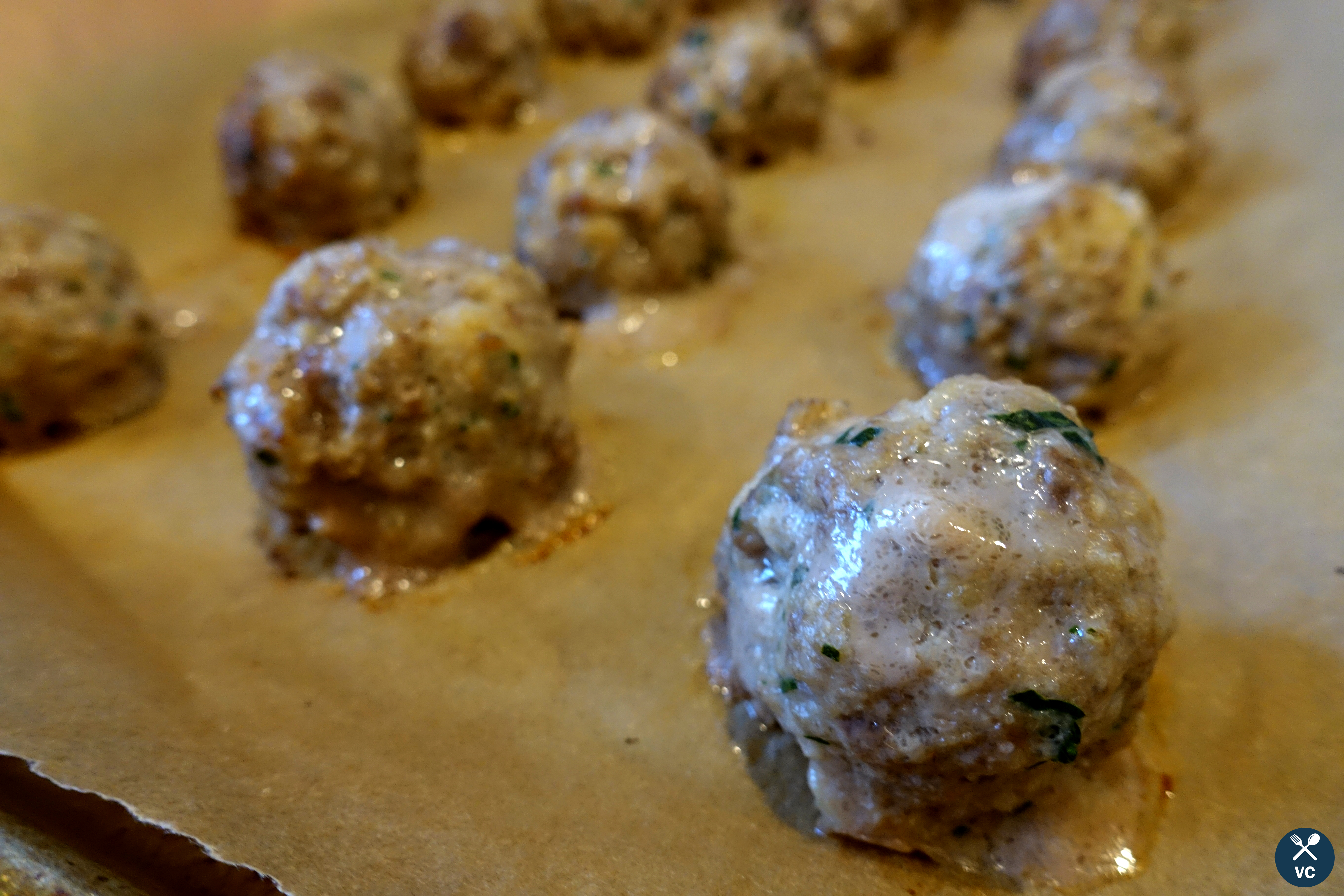 Baked Juicy and Tender Meatballs (VCintheKitchen)